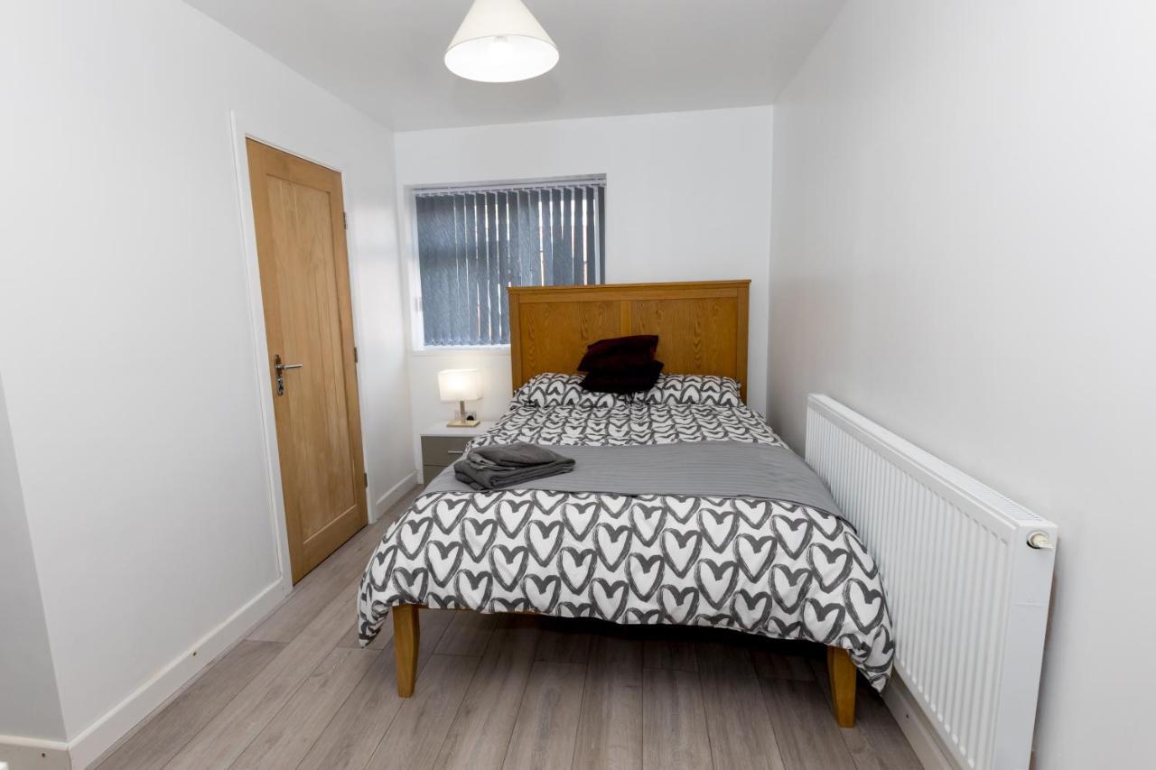 Comfortable Stays - Shirley, Solihull Eksteriør billede